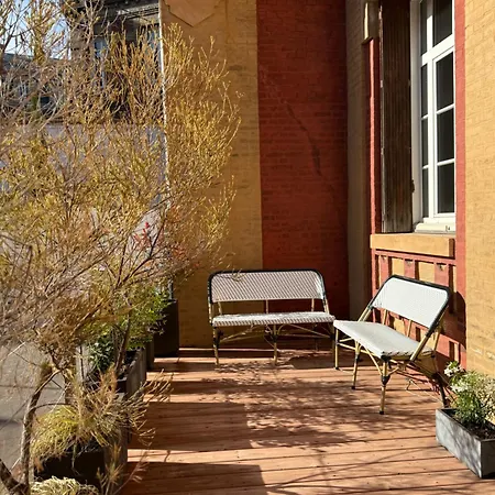 Appartement Loft Convivial Et Spacieux, Comme Maison *